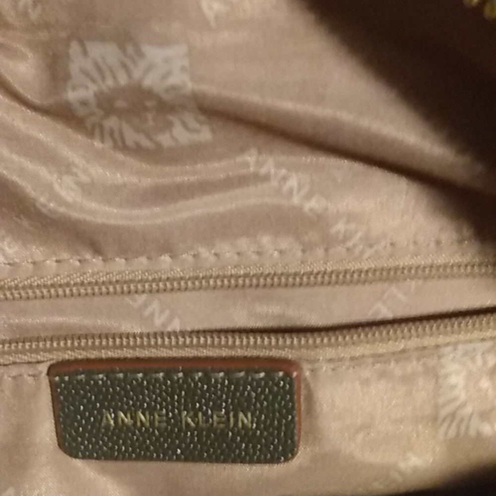 Anne Klein - Picture 3 of 3